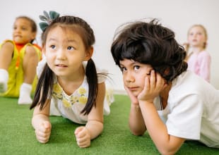 <noscript><img decoding=